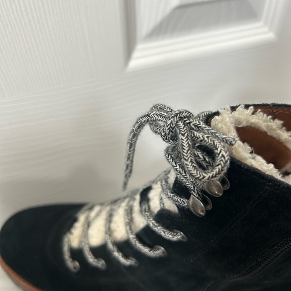 Marc Fisher Boots Suede Leather Black Tan Lace Up Womens 8 Ankle Faix Fur Lined - Picture 13 of 16